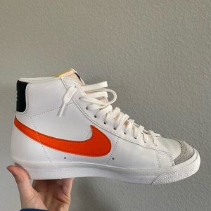 BLAZER MID ‘77 VNTG